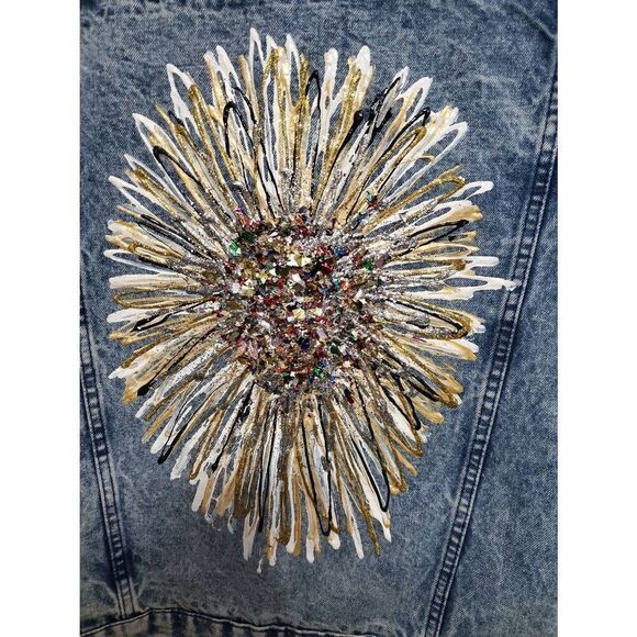 Hot Stuff by Suzy Ryan Signed Art To Wear Sunflower Embellished Denim Jacket - Picture 11 of 12